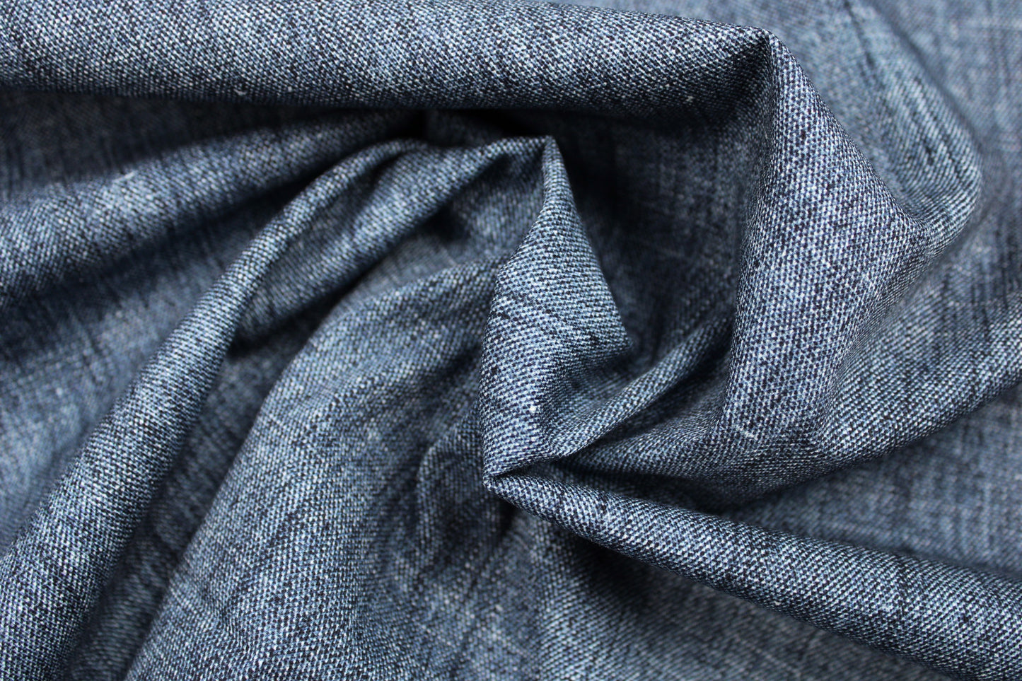 Baumwollstoff in Jeansoptik Jeanser gedreht
