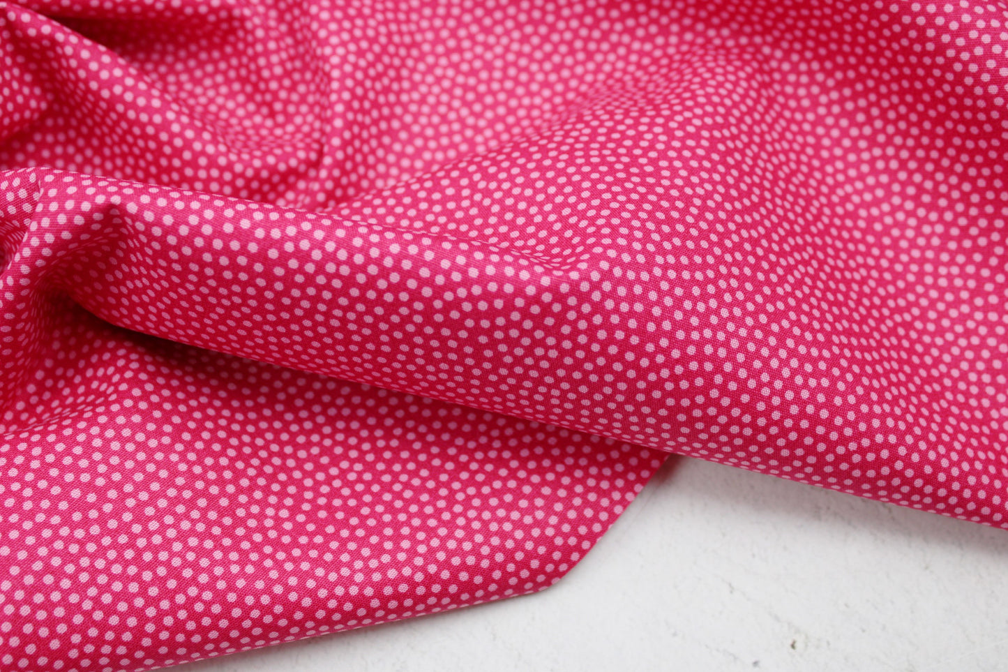 Baumwollstoff Dotty mit Pünktchen in pink