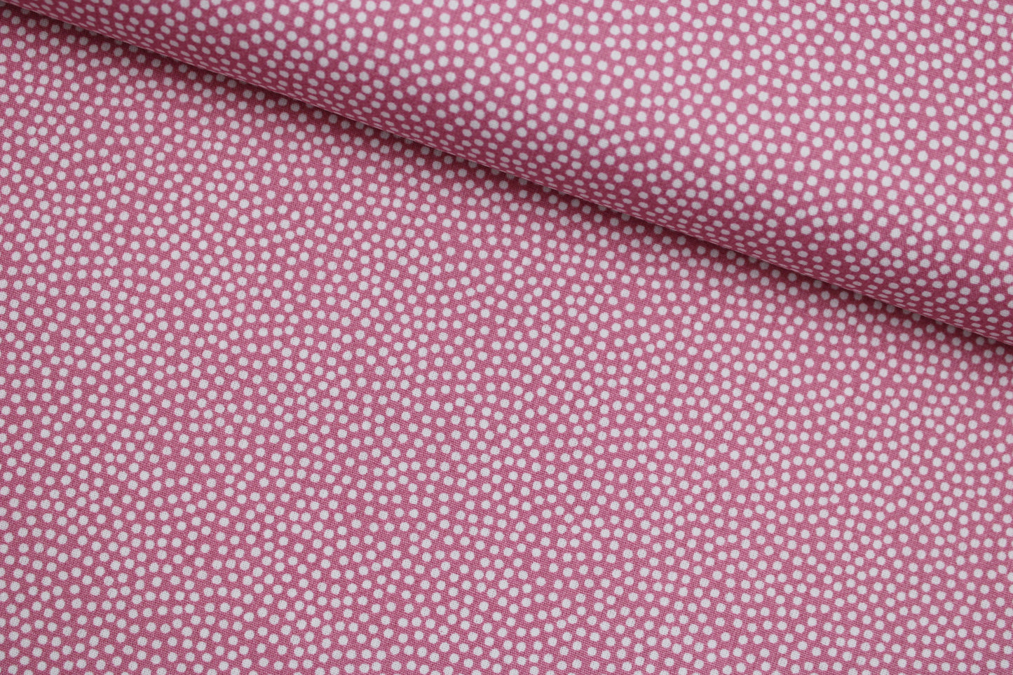 Baumwollstoff Dotty mit Pünktchen in rosa/weiß quer