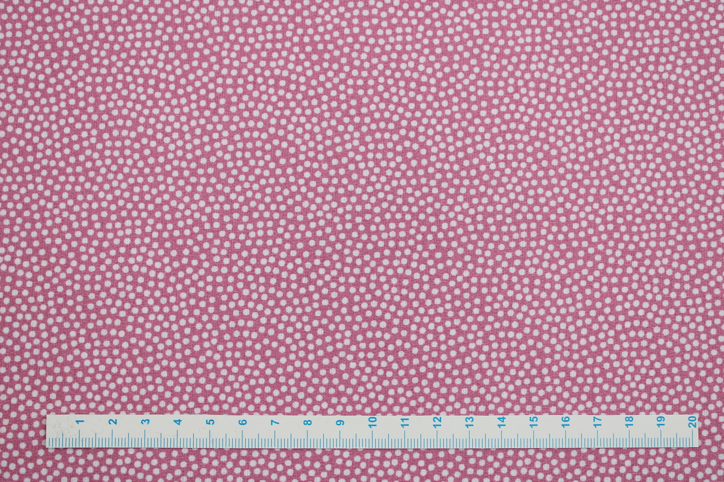 Baumwollstoff Dotty mit Pünktchen in rosa/weiß Maßstab