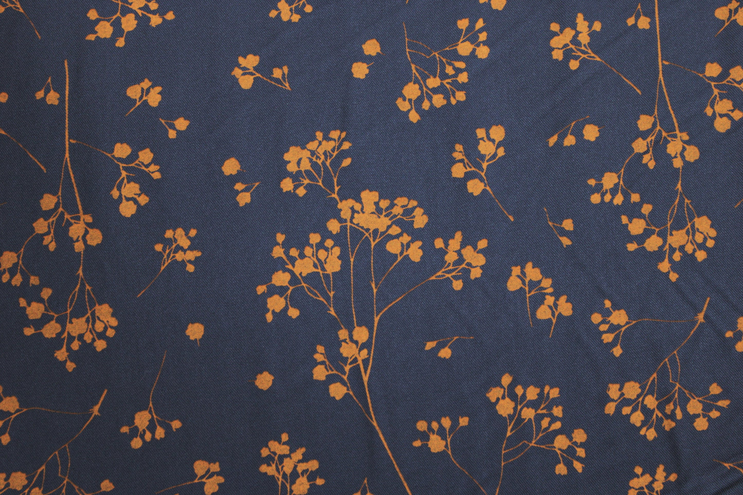 Viskose Twill Stalks indigo night mit Blümchen von mind the MAKER Detailbild