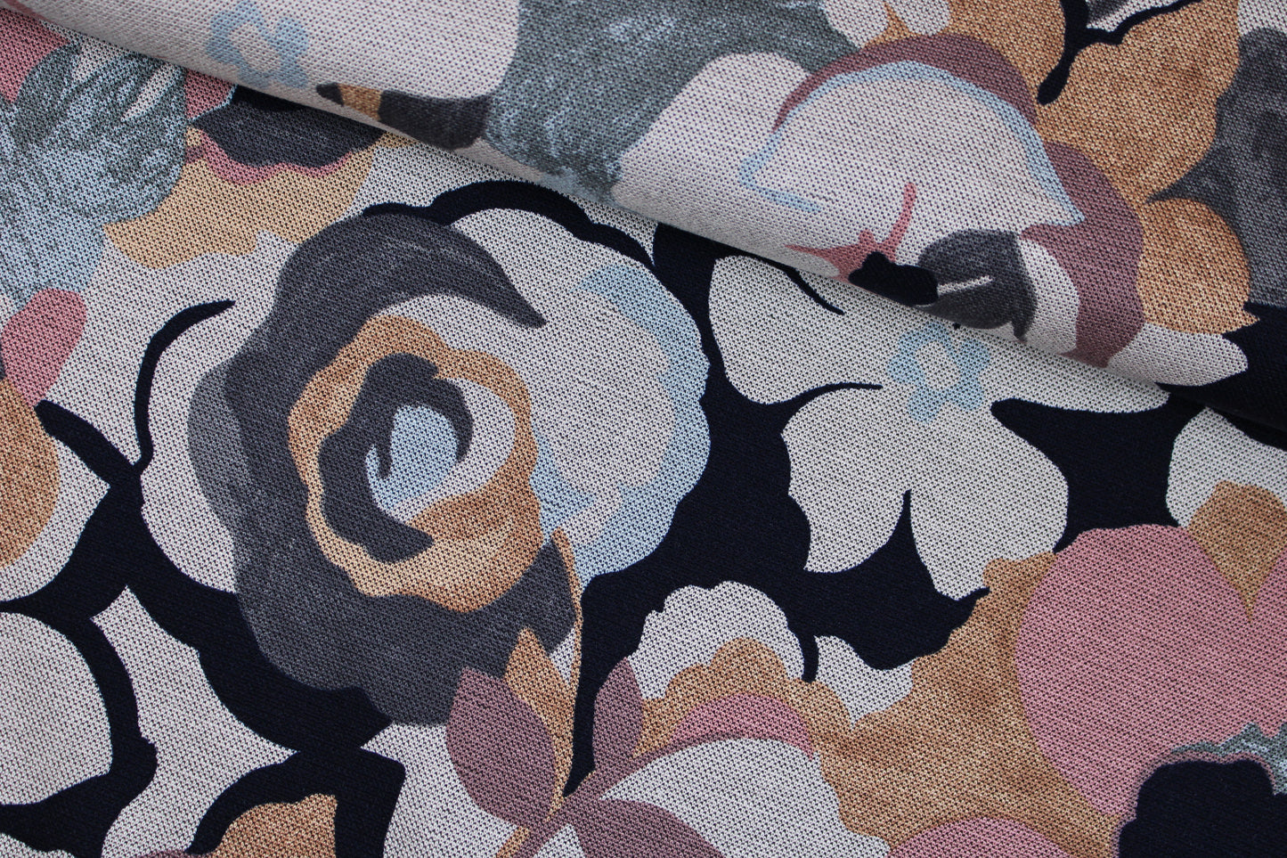 Jacquardjersey Bari Blumen - altrosa/schwarz/beige