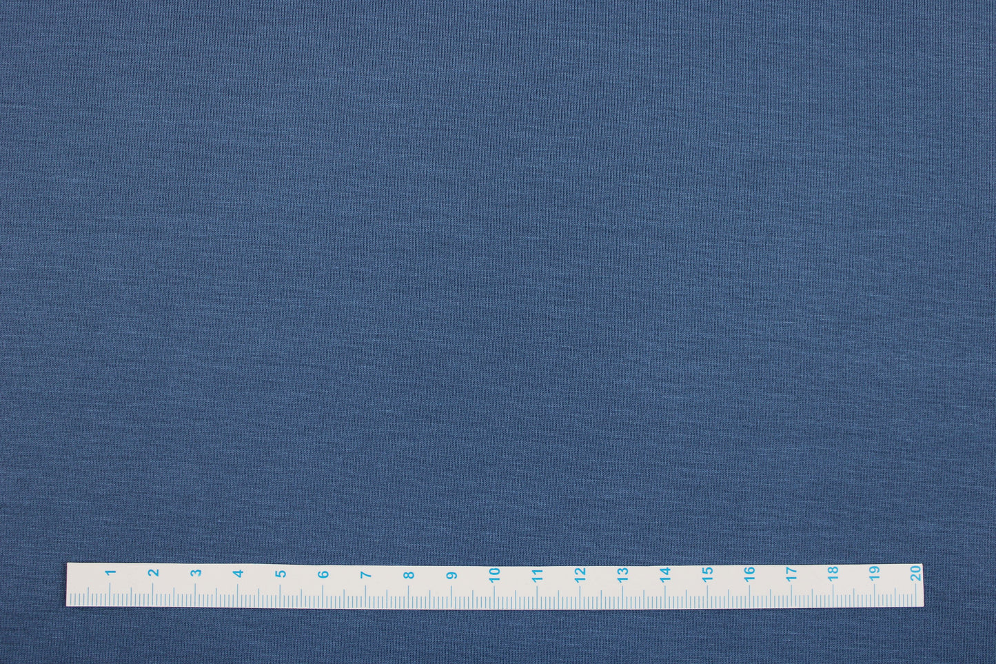 Wicher Modaljersey in uni Jeansblau Maßstab