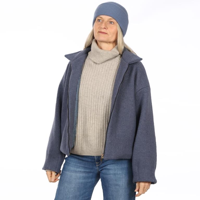 Papierschnittmuster gefütterte Jacke Frau Ebba von Studio Schnittreif