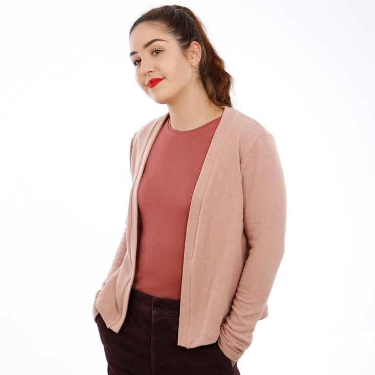 Papierschnittmuster kurzer Cardigan Frau Jacky von Studio Schnittreif