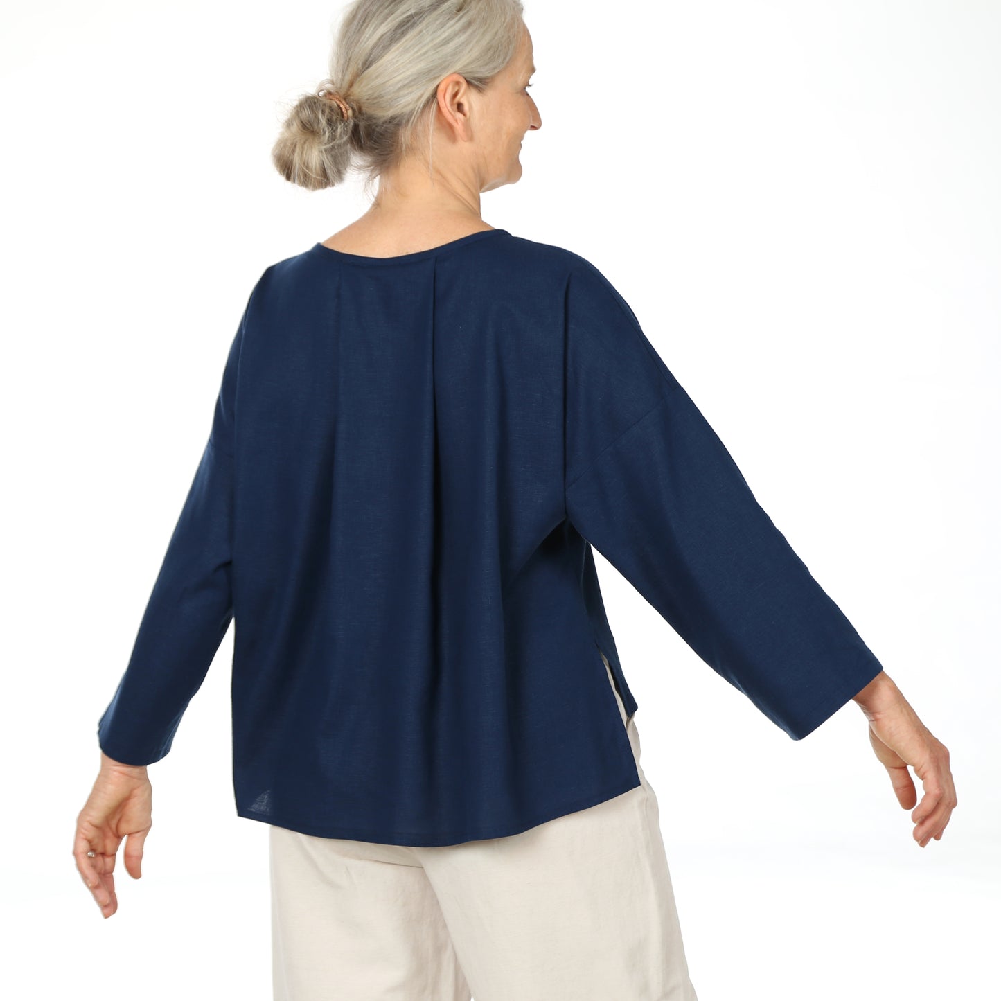Schnittmuster Bluse Frau Maki von Studio Schnittreif