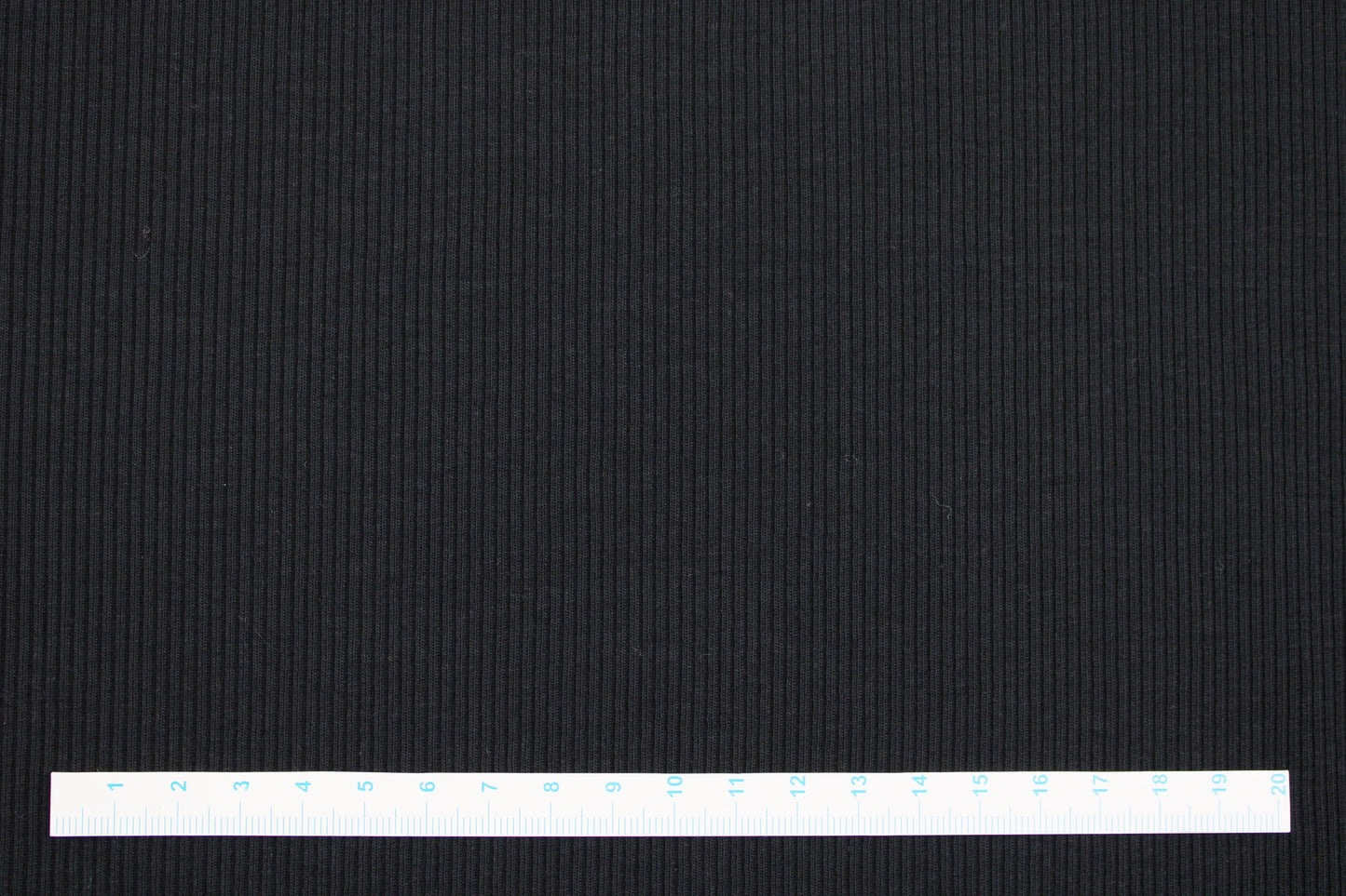 Rippjersey Marissa uni schwarz Maßstab