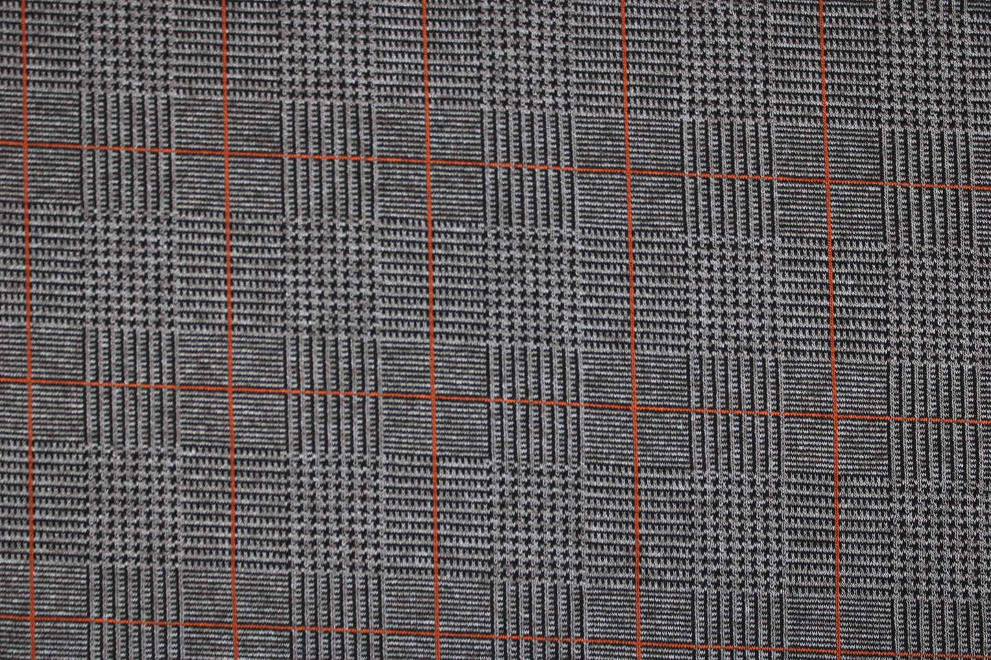 Romanit-Jacquardjersey mit klassischem Karomuster in Taupe mit rostfarbenen Linien Detailbild