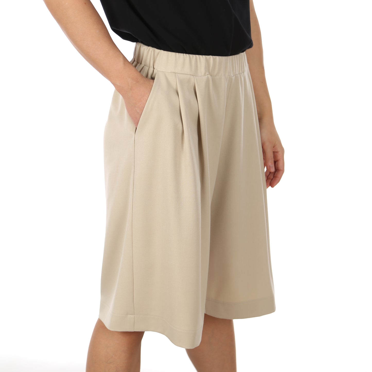 Papierschnittmuster Frau Beeke - Bermudashorts
