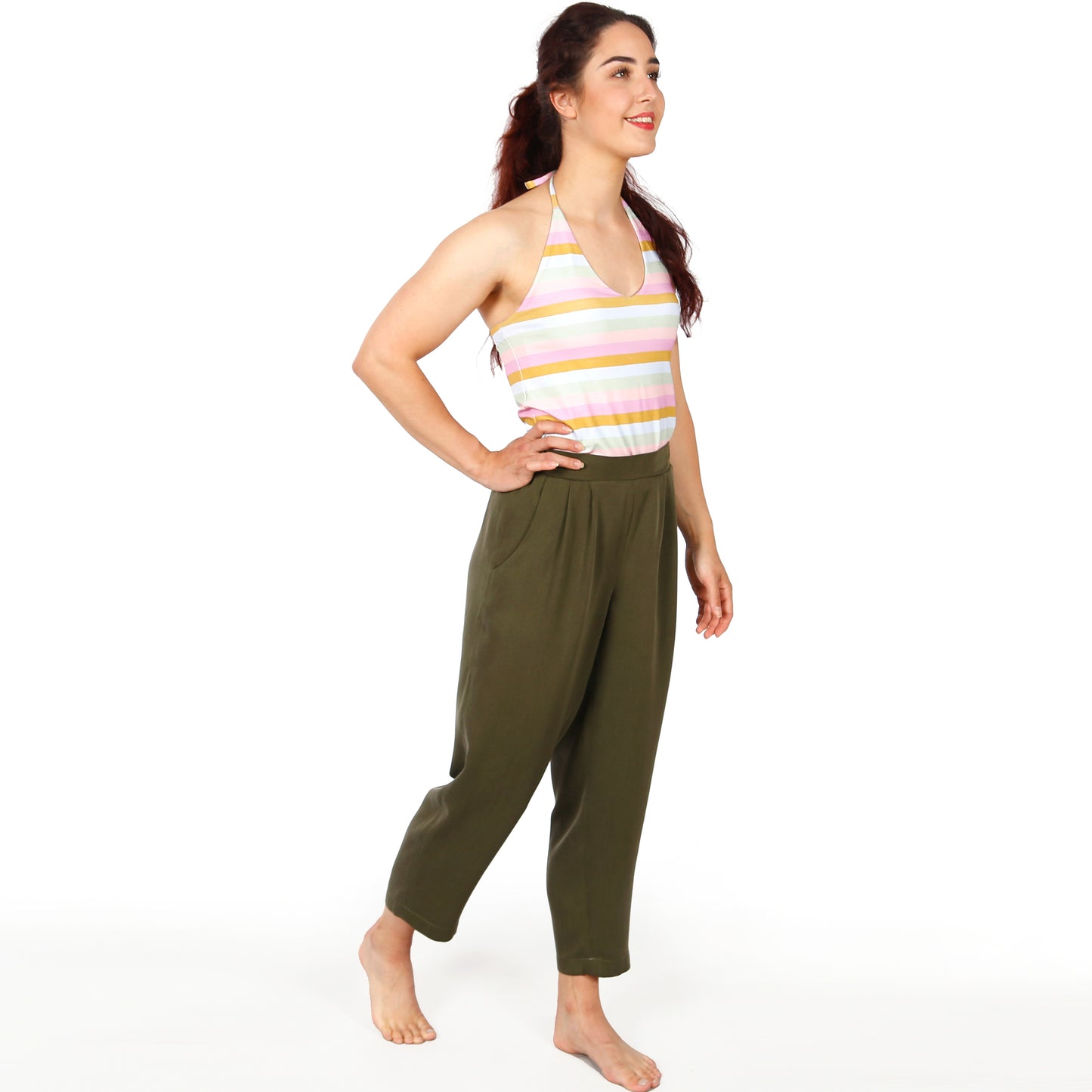 Schnittmuster Frau Gusta Hose im Egg-Shape von Studio Schnittreif