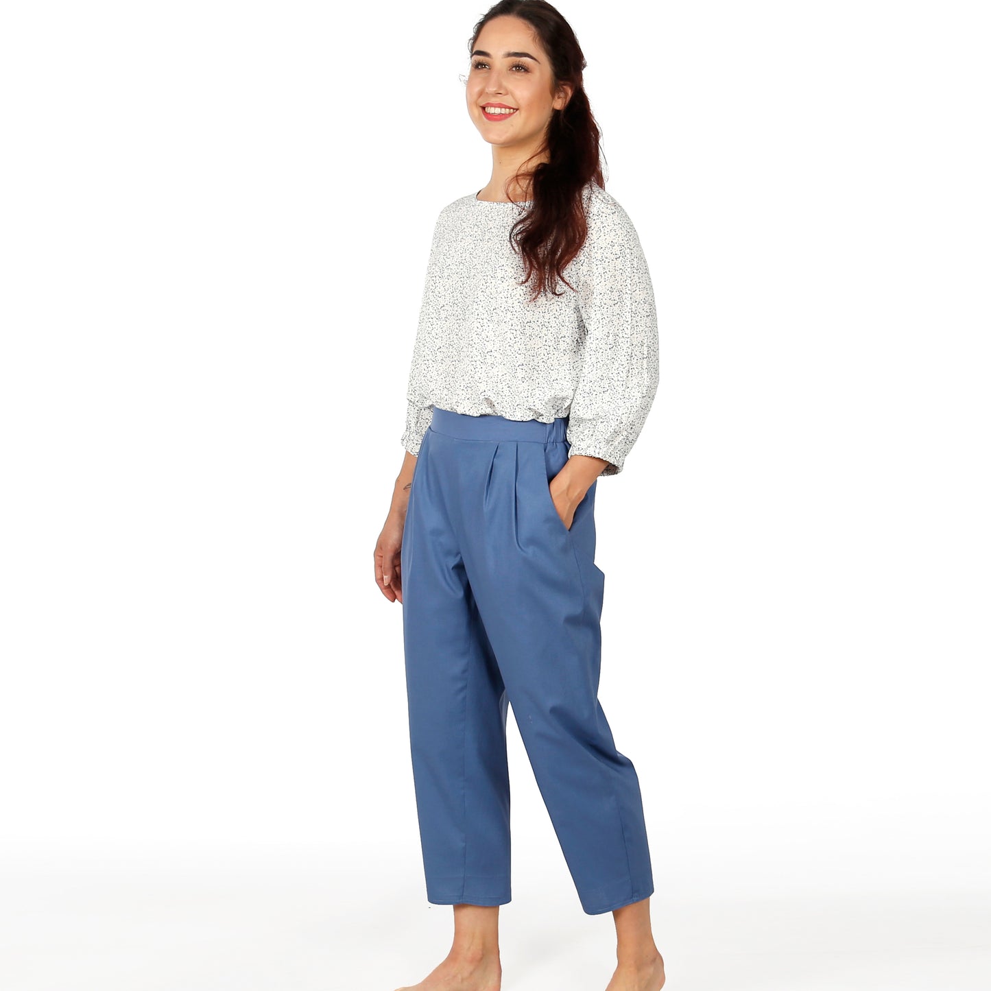 Schnittmuster Frau Gusta Hose im Egg-Shape von Studio Schnittreif