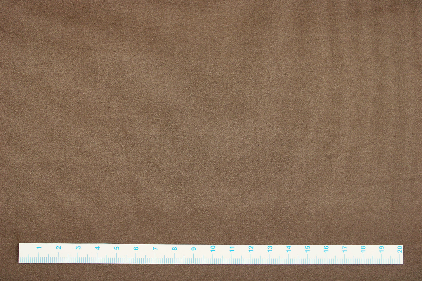 Velours-Lederimitat in uni braun Maßstab