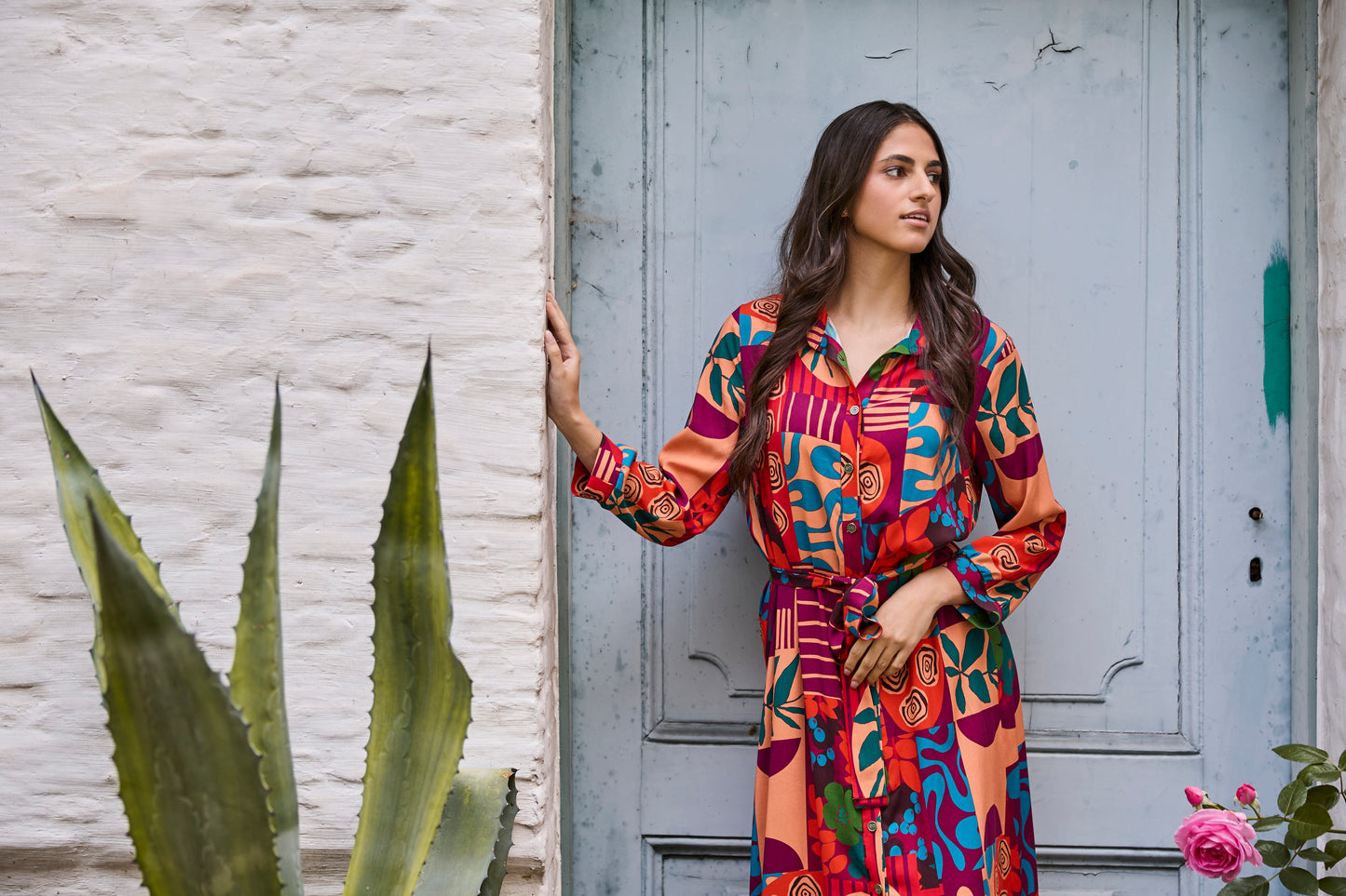 Weicher Viskosestoff mit rotem Patchworkprint Nähbeispiel Kleid Tilda