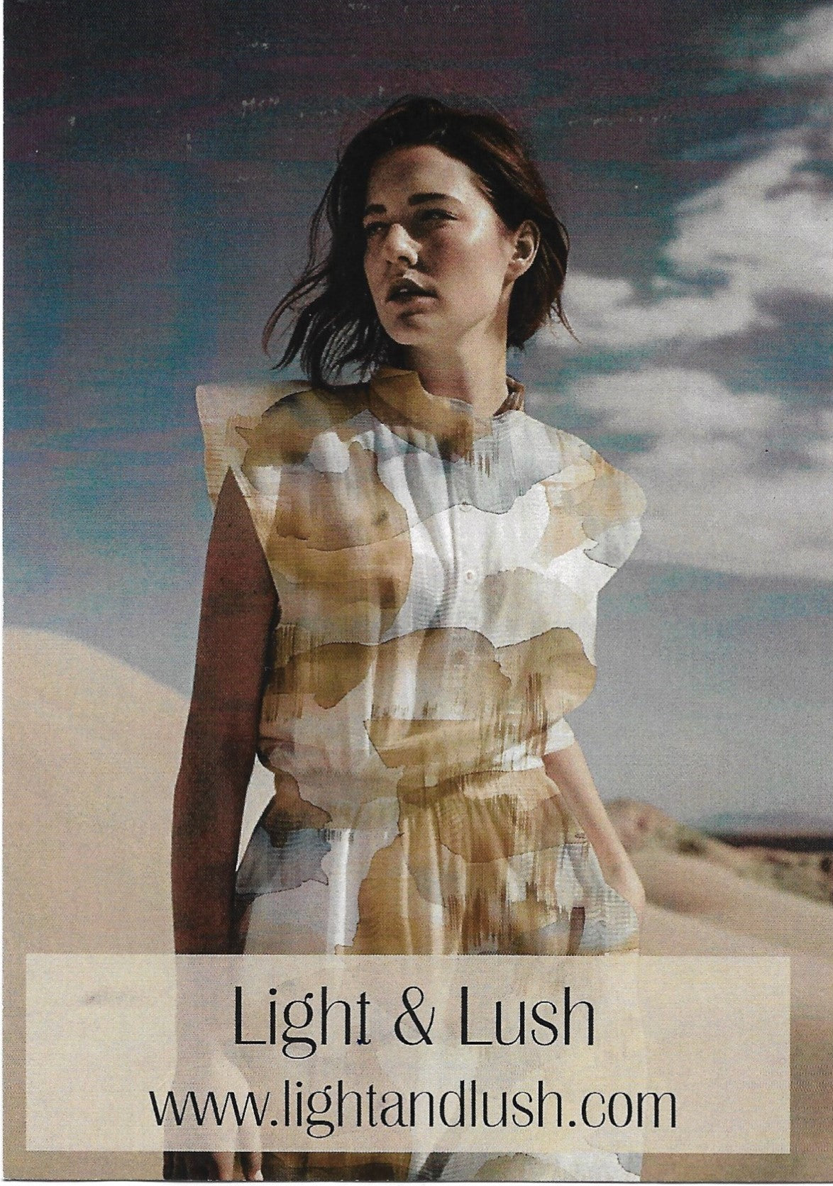 Viskosestoff mit abstrakten Muster von Light & Lush Beispielbild
