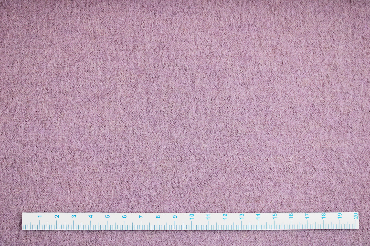 Wollwalk Naomi uni altrosa Maßstab