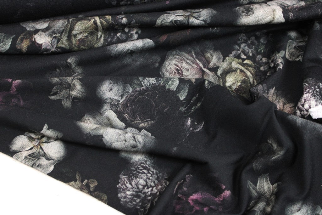 Schwarzer French Terry Sweat mit beigen Blumen