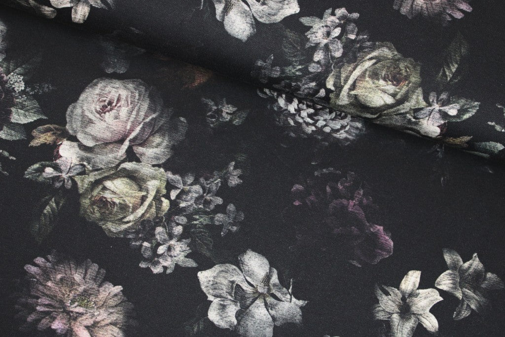 Schwarzer French Terry Sweat mit beigen Blumen quer