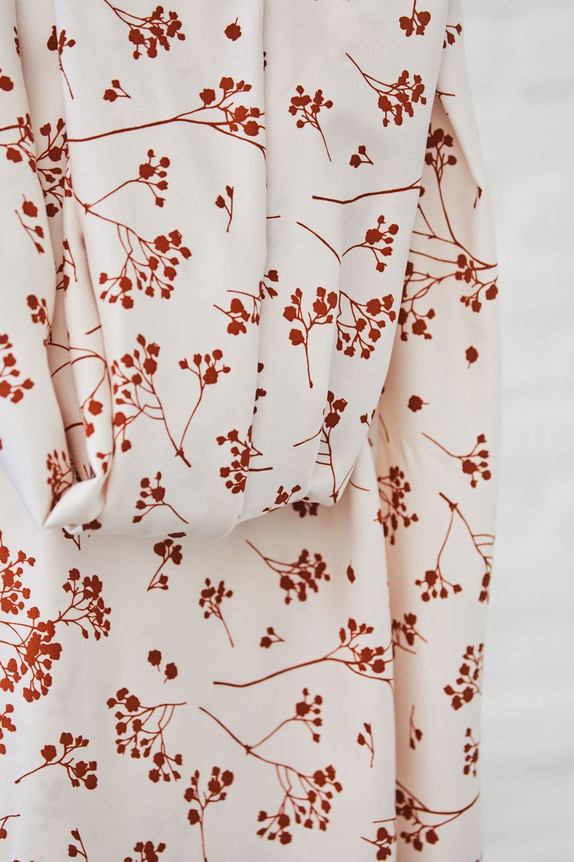Viskose Twill Stalks creamy white mit Blümchen von mind the MAKER Detail