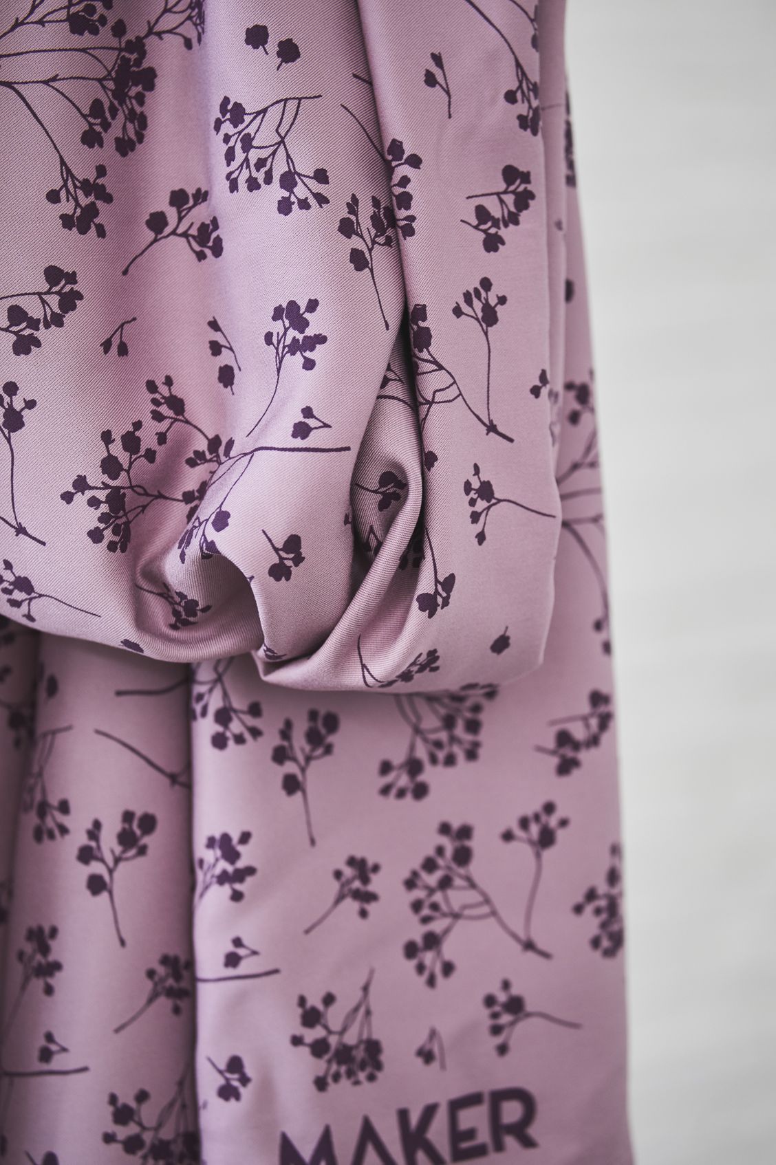 Viskose Twill Stalks lilac mit Blümchen von mind the MAKER Detail