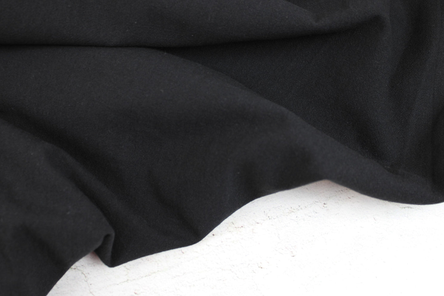 Baumwollcrepe Franky in Schwarz