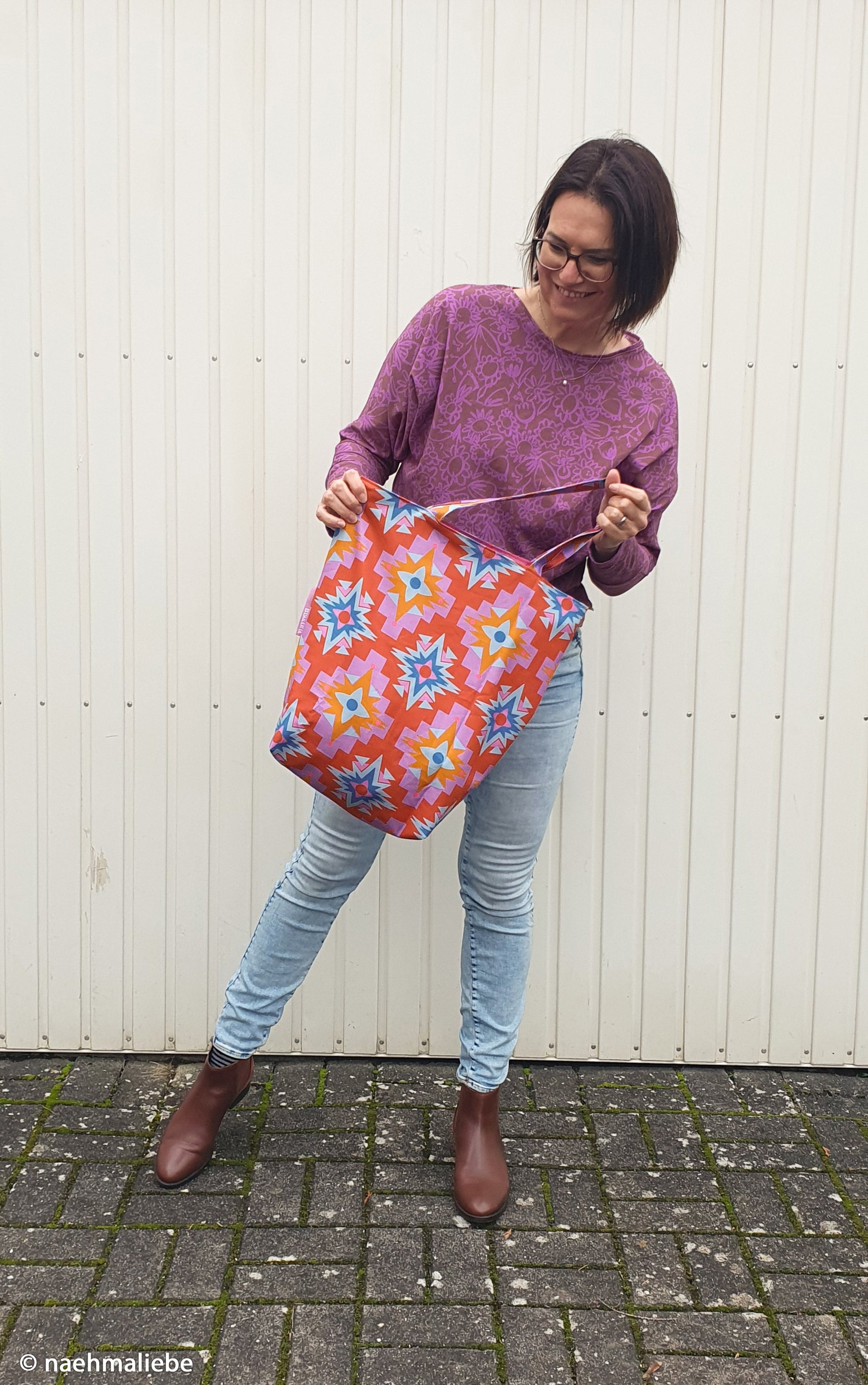 Canvasstoff Sound mit buntem Ethnomuster von Cherry Picking als Tasche vernäht