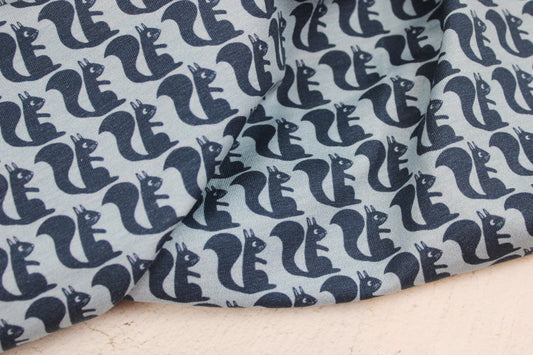 Baumwolljersey All my Friends mit Eichhörnchen in Jeansblau