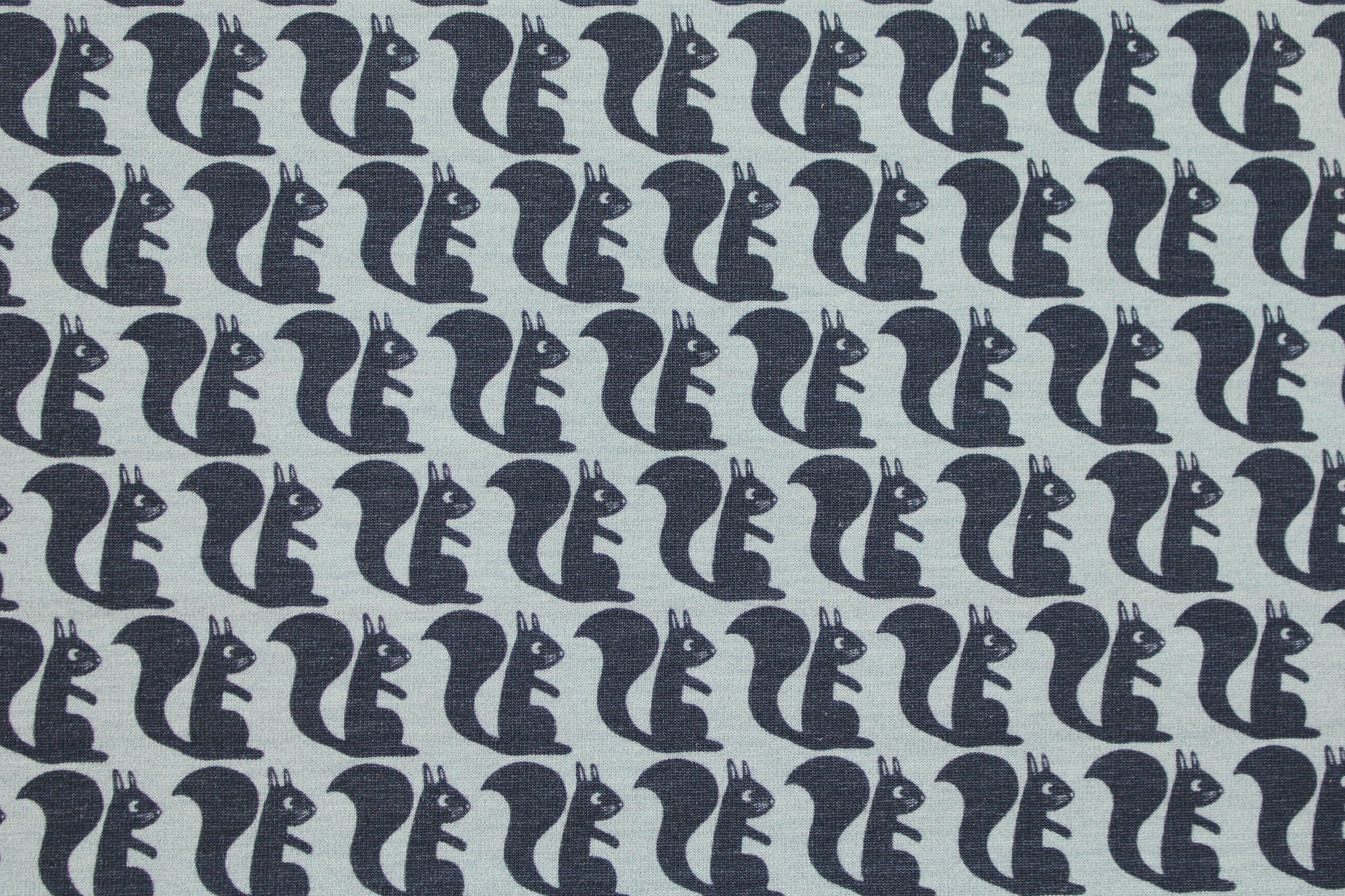 Baumwolljersey All my Friends mit Eichhörnchen in Jeansblau Detailbild