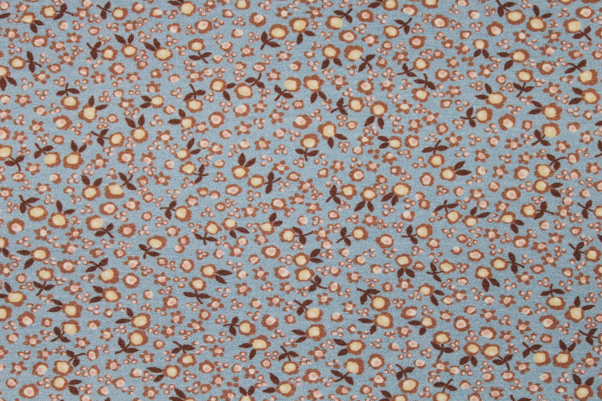 Baumwolljersey Flowers & Wood mit kleinen Blümchen in hellblau und rose Detailbild