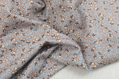 Baumwolljersey Flowers & Wood mit kleinen Blümchen in hellblau und rose