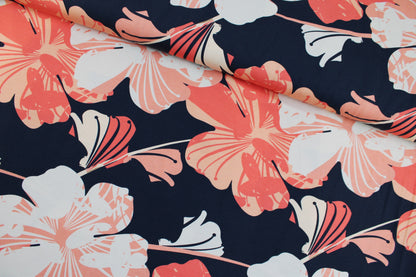 Dunkelblauer Baumwolljersey mit Blumen im Hawaiistil quer