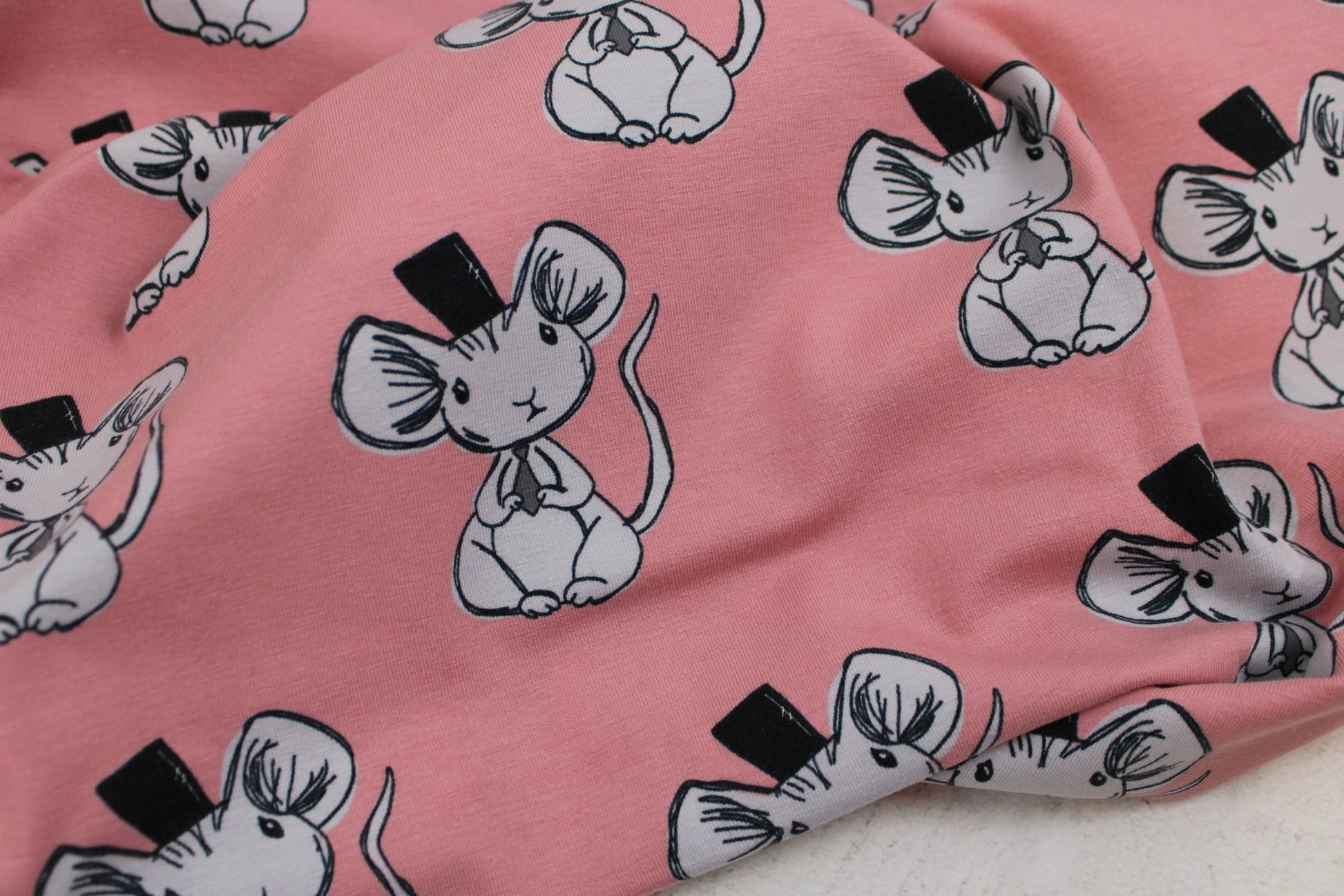 Baumwolljersey Mouse in Altrosa mit kleinen süßen Mäusen