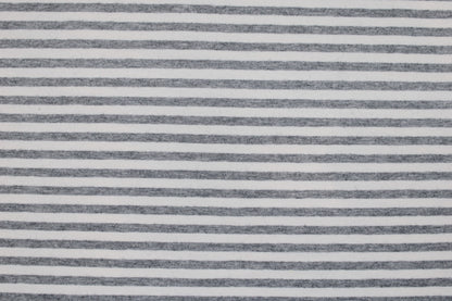 Weicher Baumwolljersey mit dünnen Streifen in Grau meliert und Wollweiß Detailbild