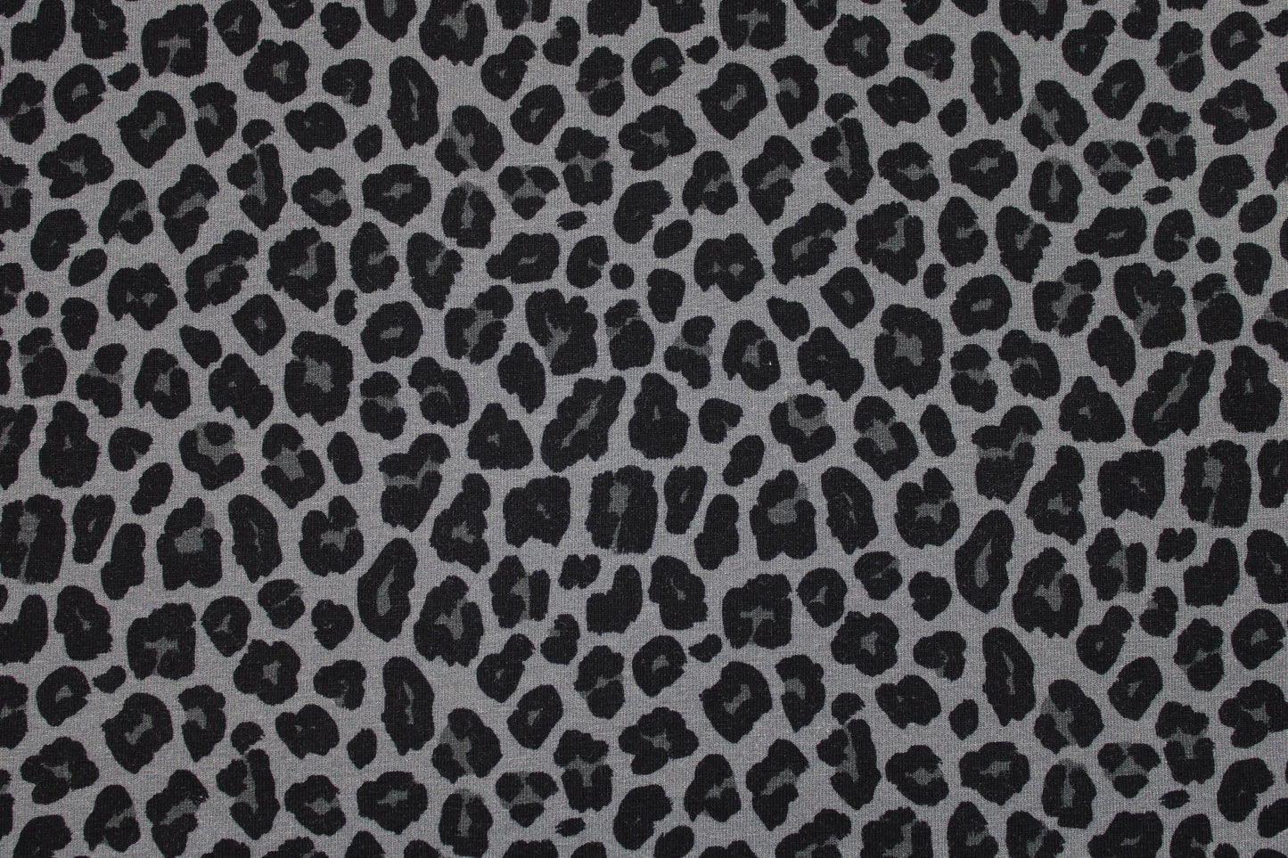 Baumwolljersey Theo mit dunkelgrauem Leomuster Detailbild