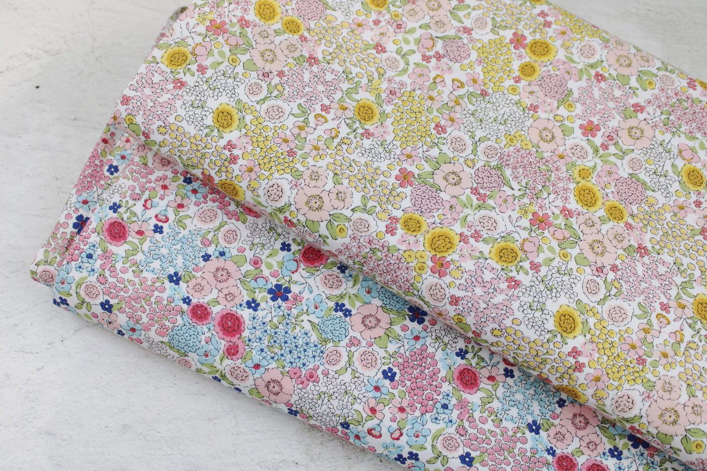 Baumwollstoff Gardening mit kleinen Blümchen verschiedene Farben