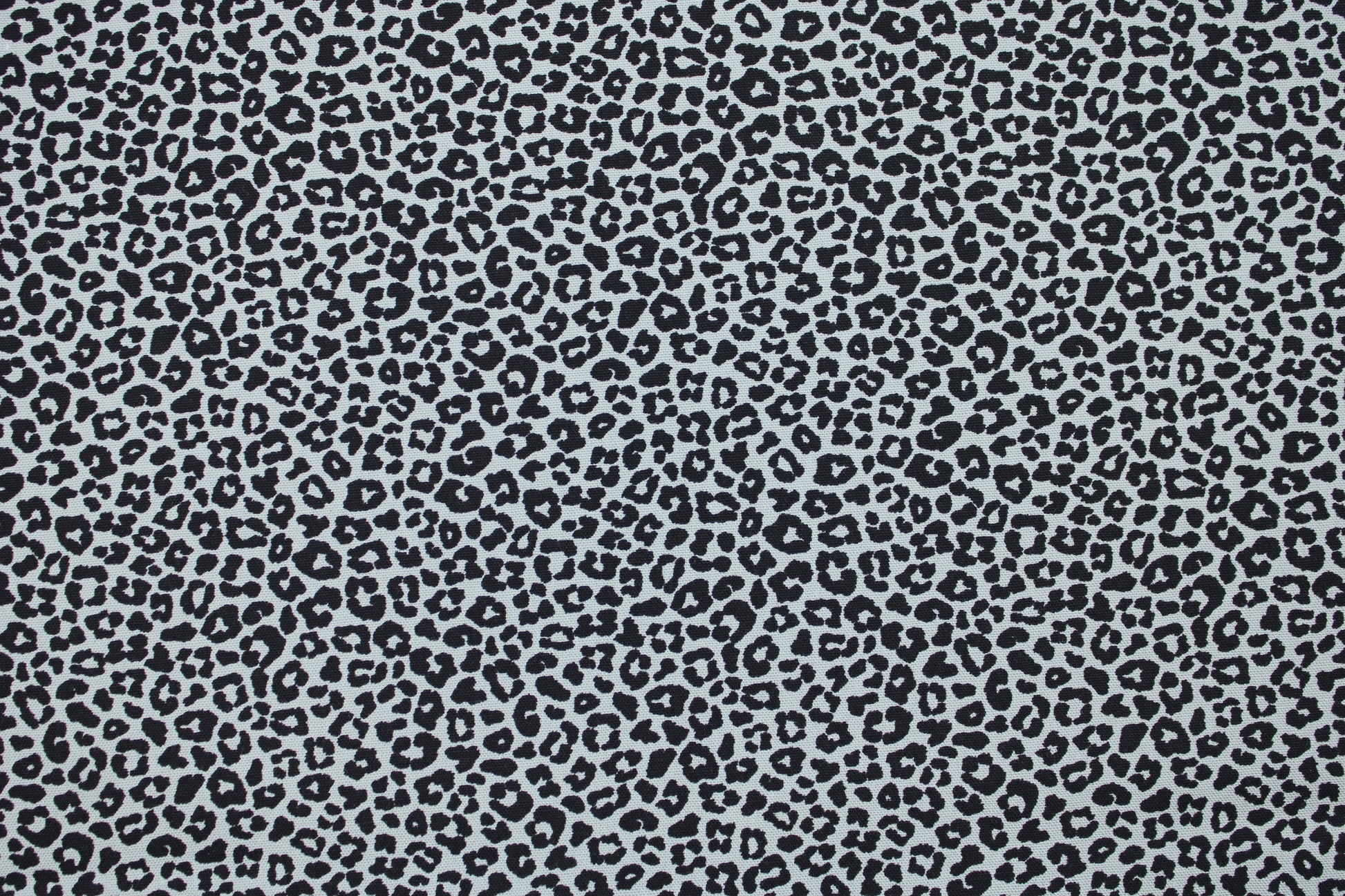 Salbei farbener Baumwollstoff Mini Leopard mit kleinem Leomuster Detailbild