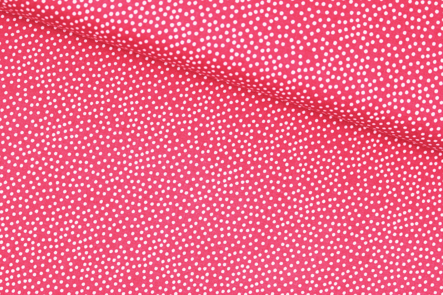 Baumwollstoff Garden Pindot in Koralle mit kleinen weißen Pünktchen quer