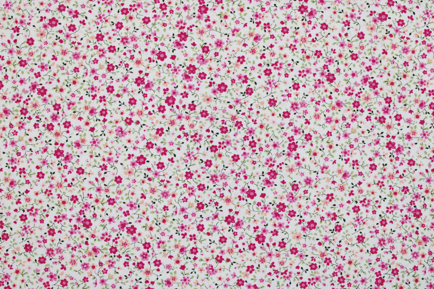 Baumwollstoff Minis mit kleinen Blümchen in Pink auf weißem Grund Detailbild