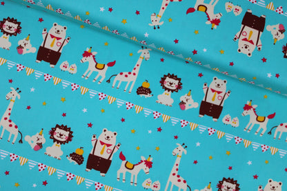 Türkis farbener Baumwollstoff mit Tiermotiven quer