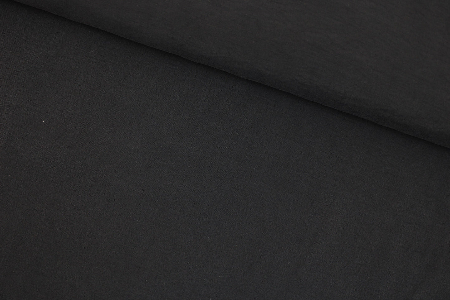 Blusenstoff Silk Touch aus Modal in uni Schwarz quer