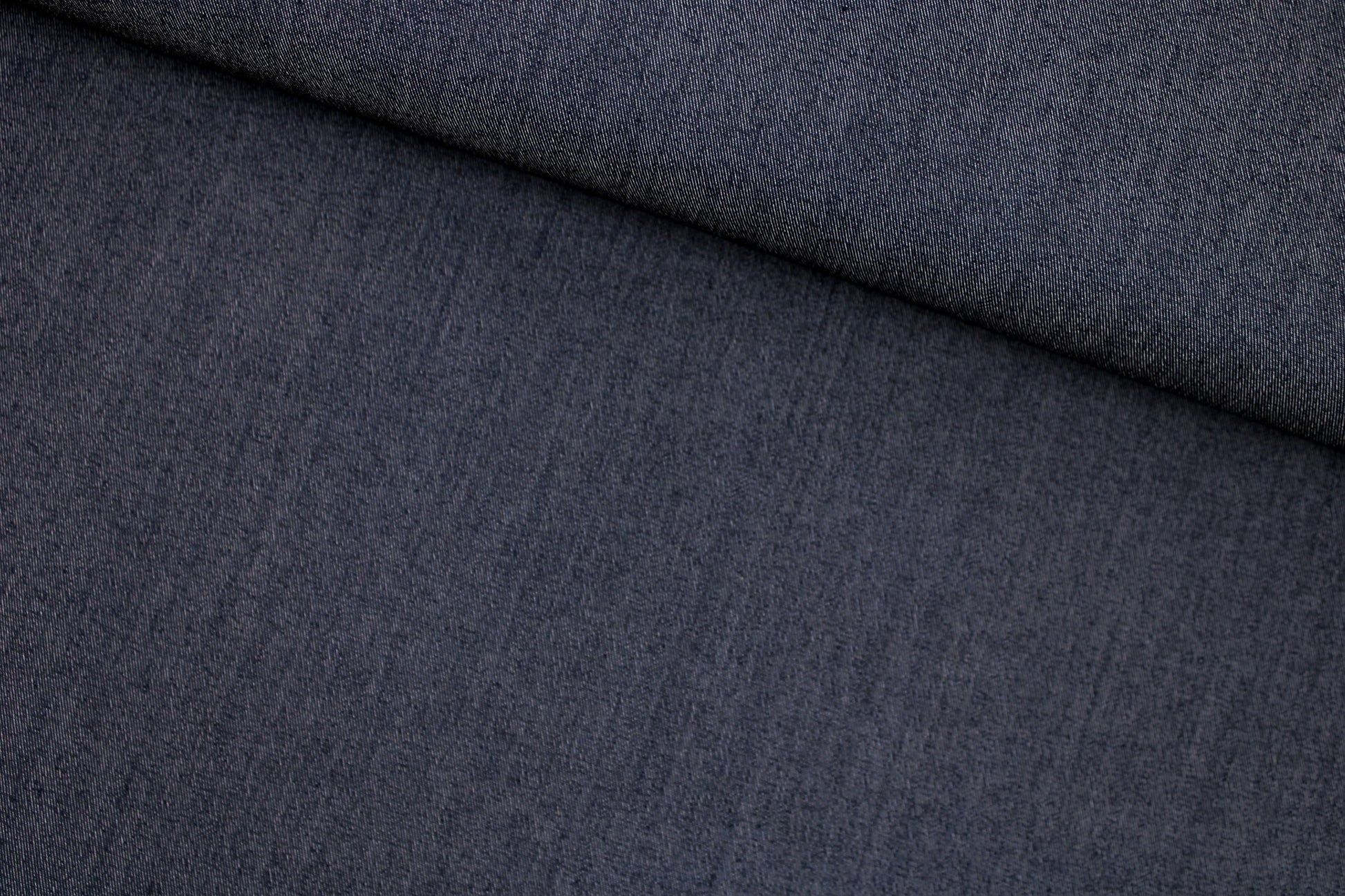 Blusenstoff Tenci Denim in dunkelblauer Jeansoptik quer