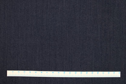 Blusenstoff Tenci Denim in dunkelblauer Jeansoptik Maßstab