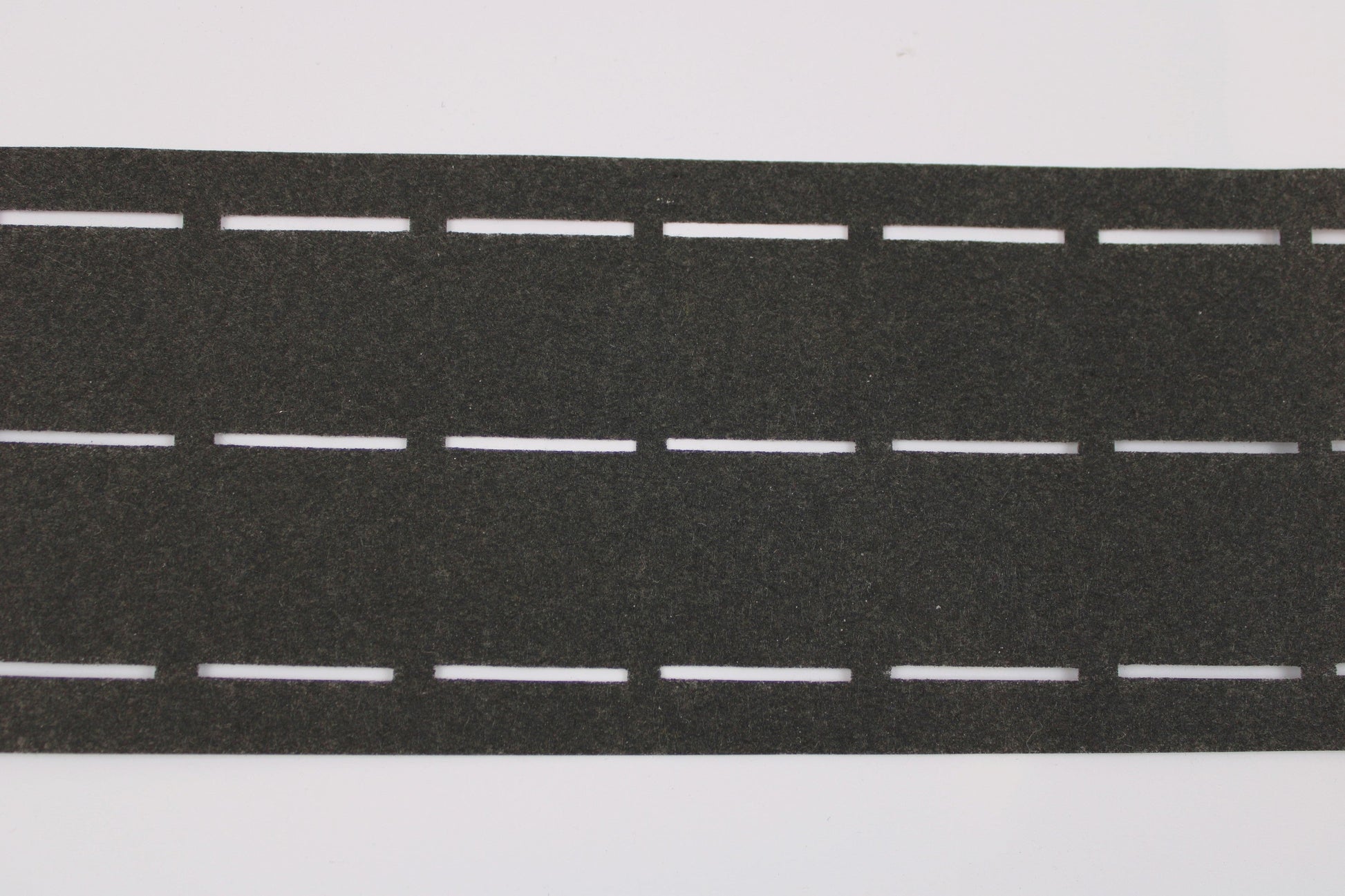 Bundfix für exakte Hosen- und Rockbünde in 30mm Breite in schwarz