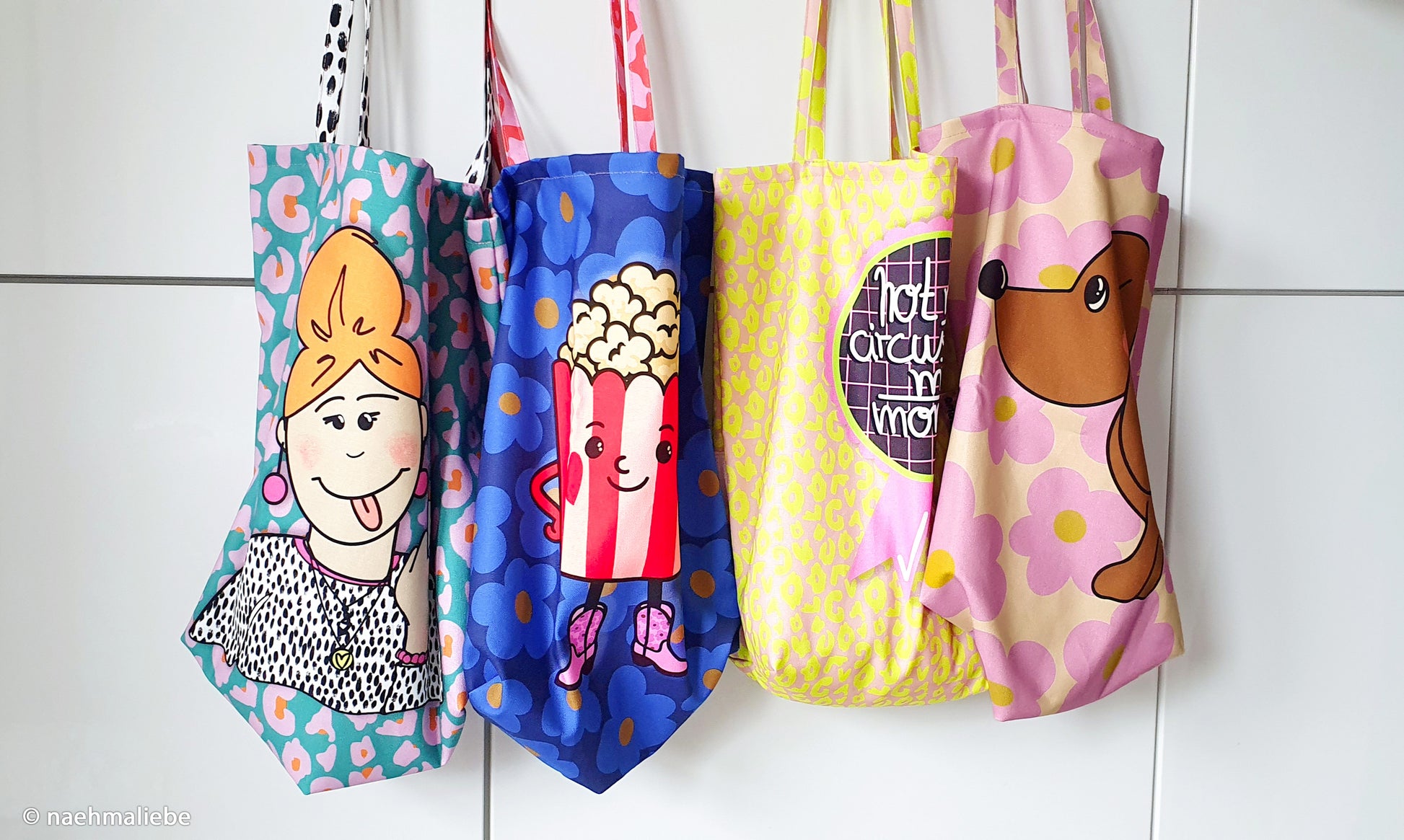 Taschen-Panel Cherry Picking Bag Popcorn und frecher Dame Taschenübersicht