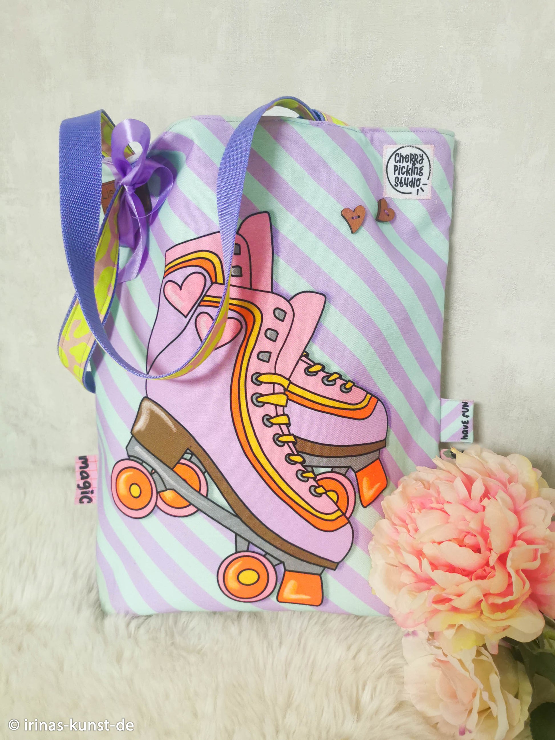 DIY-Taschen-Panel Cherry Picking Bag mit Rollschuhen