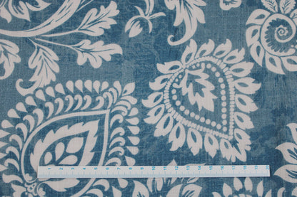 Double Slub Musselin Haren mit wollweißem Paisleymuster auf jeansblau meliertem Grund Maßstab