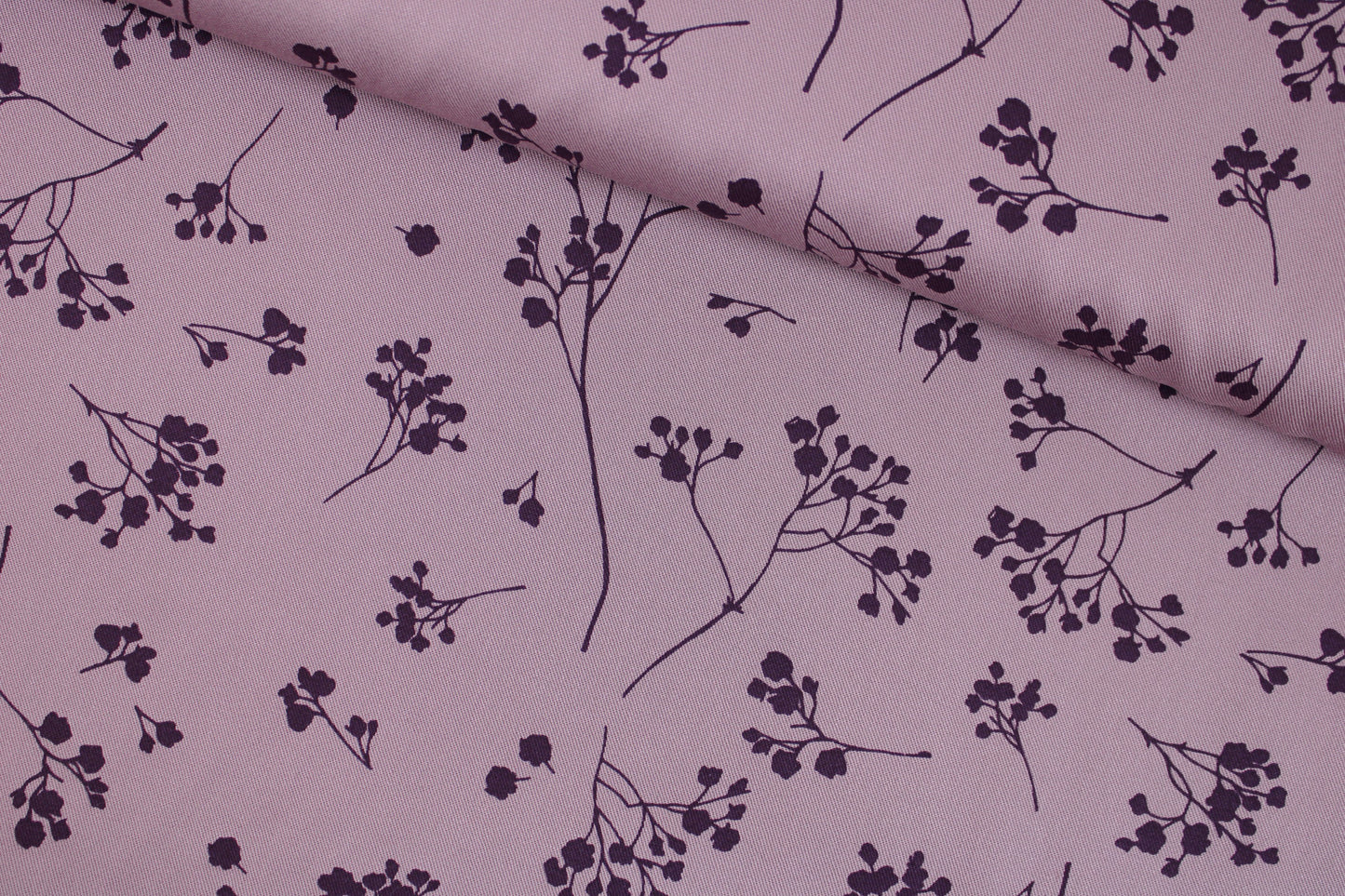 Viskose Twill Stalks lilac mit Blümchen von mind the MAKER quer