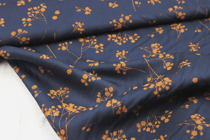 Viskose Twill Stalks indigo night mit Blümchen von mind the MAKER Ballenansicht