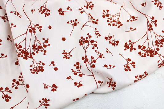 Viskose Twill Stalks creamy white mit Blümchen von mind the MAKER