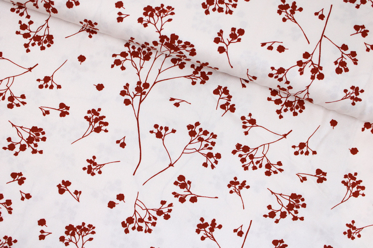 Viskose Twill Stalks creamy white mit Blümchen von mind the MAKER quer