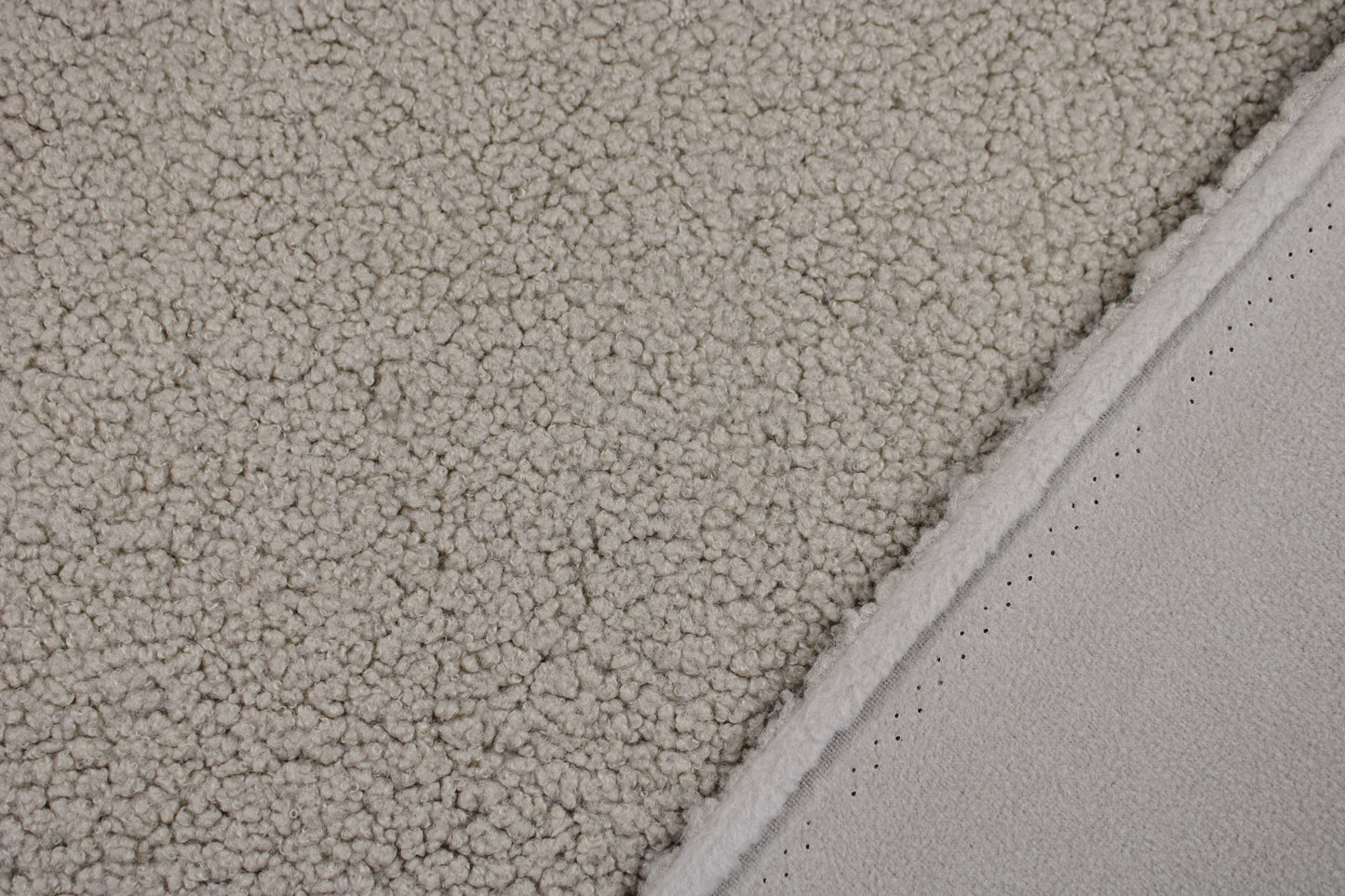 Teddystoff mit weicher Fleeceabseite in beige mit Rückseite